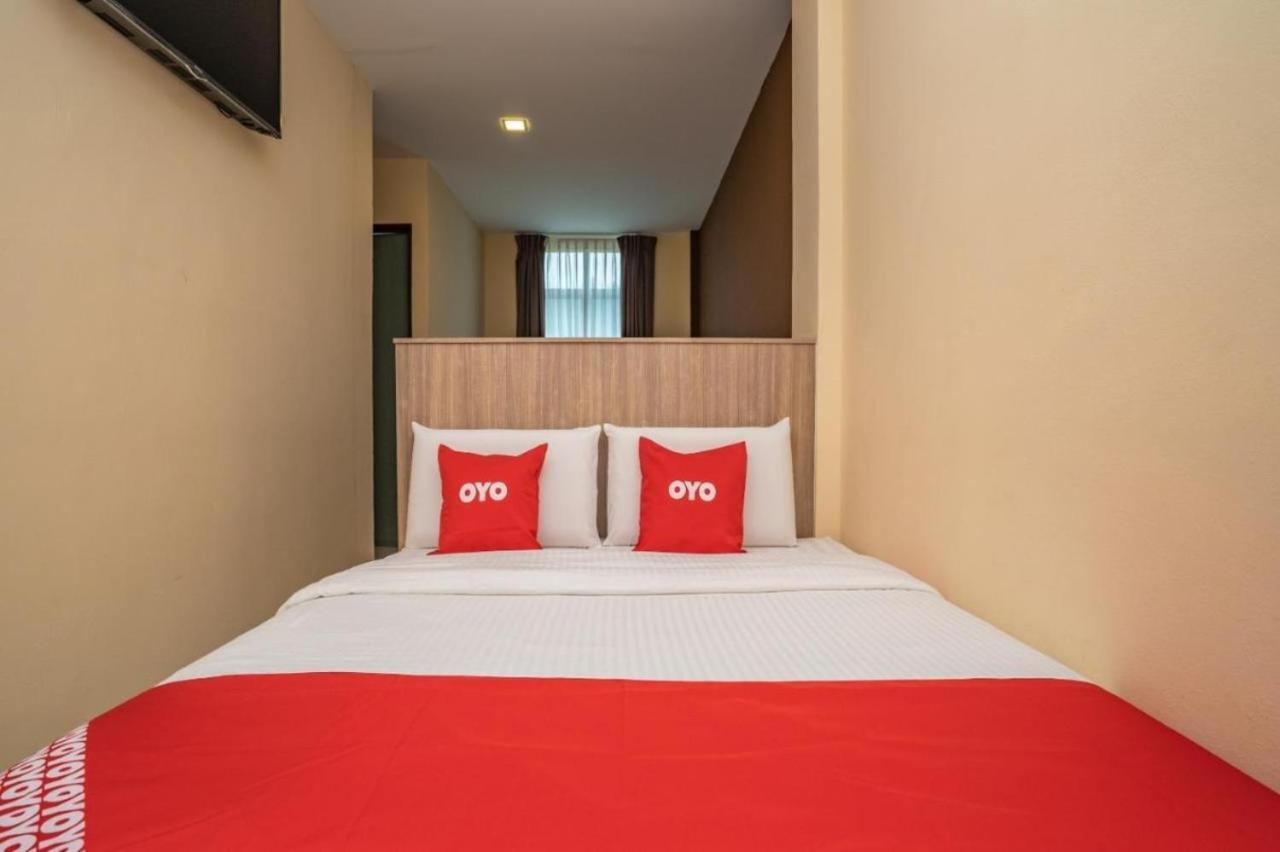 Hotel The Island Pekan Pangkor Dış mekan fotoğraf