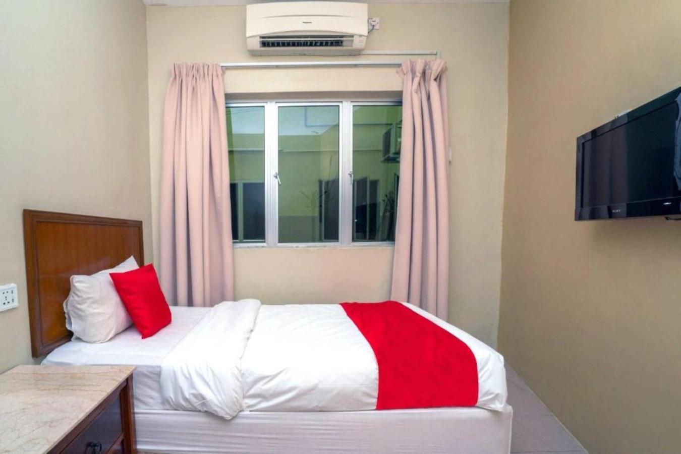 Hotel The Island Pekan Pangkor Dış mekan fotoğraf